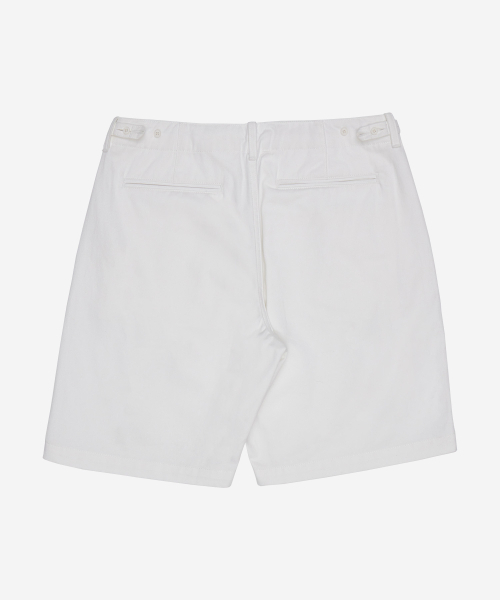 FIELDERS(フィールダーズ)の「BASIC STANDARD FIT ONE-TUCK SHORTS WHITE(その他パンツ・メンズ・その他・MEDIUM/LARGE)」の3枚目の写真