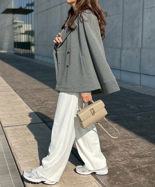 Emma Taylor（エマテイラー）の「ダンボールミドルフレアートレンチコート（トレンチコート・レディース・ブラック/MD.Gray・FREE）」の10枚目の写真