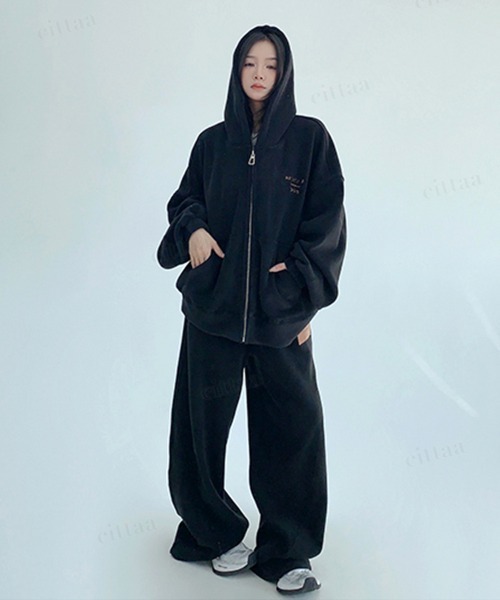 Dalfwin(ダールフィン)の「韓国ファッション 【セットアップ可能】RICECAKEフェイクレザーラベル付フリースワイドパンツ(スウェットパンツ・レディース・ブラック/ライトグレー/ダークグレー・FREE)」の11枚目の写真