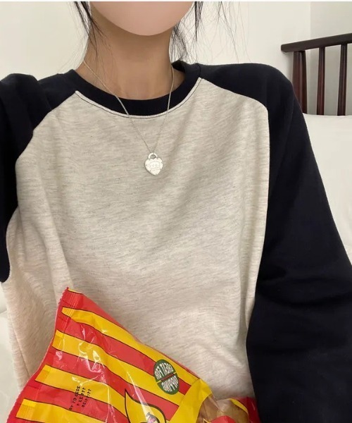 SHEPP(シープ)の「【26年春新作】ラグランカラーショートロンT(Tシャツ/カットソー・レディース・ブラック/グリーン/ベージュ・M/L)」の12枚目の写真