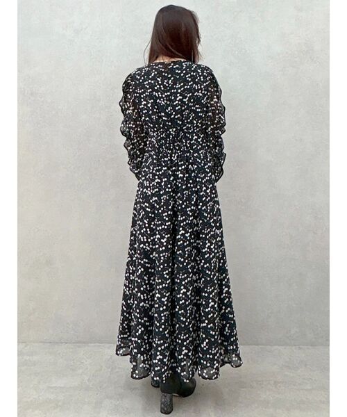 MERCURYDUO(マーキュリーデュオ)の「ダブルラッフルバイカラーパイピングワンピース(ワンピース・レディース・アイボリー/ブラック・SMALL/MEDIUM)」の10枚目の写真