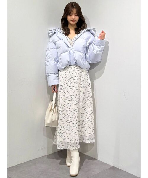 MERCURYDUO(マーキュリーデュオ)の「ダブルラッフルバイカラーパイピングワンピース(ワンピース・レディース・アイボリー/ブラック・SMALL/MEDIUM)」の19枚目の写真