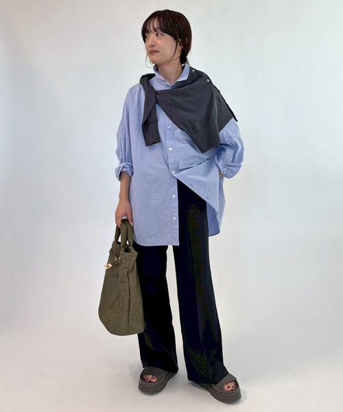 UGG（アグ）の「《別注カラーあり/追加2》 UGG/アグ GoldenGlow Sandal W GOLDENGLOW（サンダル・レディース・カーキ/ブラック・22cm/25cm/24cm/23cm）」の21枚目の写真