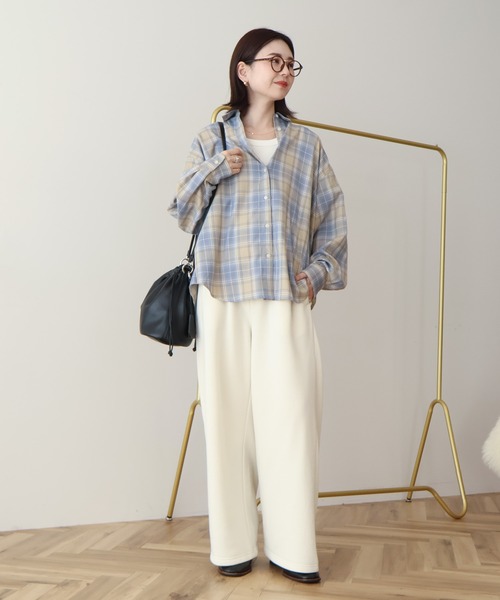 AMERICAN HOLIC（アメリカンホリック）の「【イージーケア】 チェックバックタックシャツ（シャツ/ブラウス・レディース・ブラック/ブルー/ベージュ・L/M）」の13枚目の写真