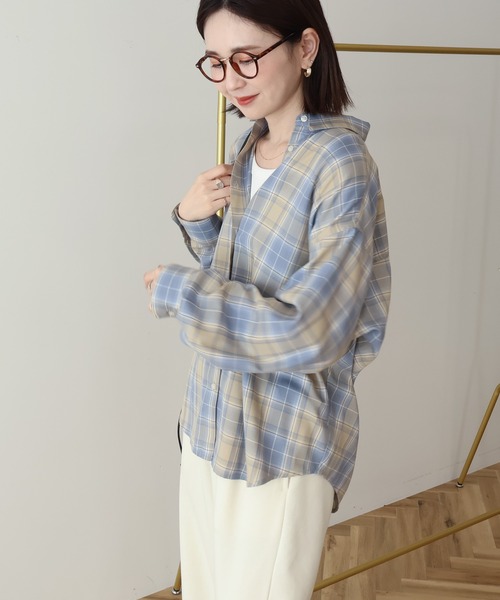 AMERICAN HOLIC（アメリカンホリック）の「【イージーケア】 チェックバックタックシャツ（シャツ/ブラウス・レディース・ブラック/ブルー/ベージュ・L/M）」の16枚目の写真