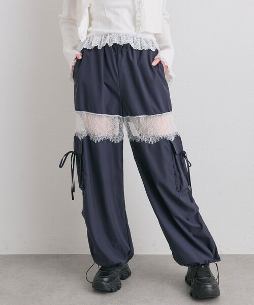 OLIVE des OLIVE(オリーブデオリーブ)の「レース切替カーゴパンツ(カーゴパンツ・レディース・ピンク/ネイビー/ミント/オフホワイト・FREE)」の14枚目の写真