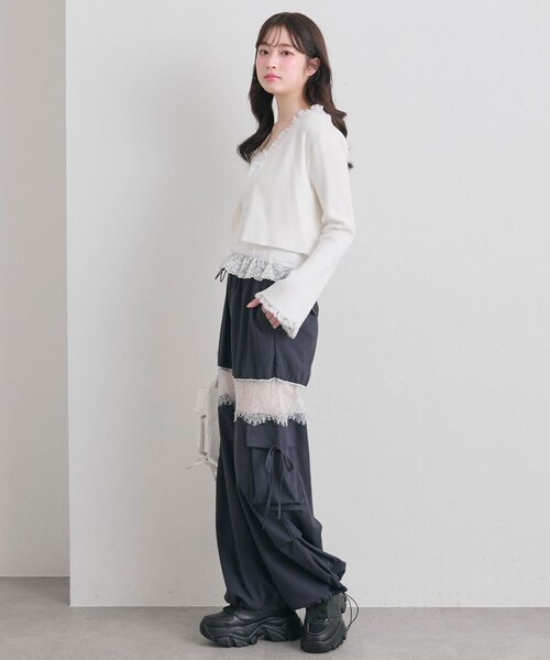 OLIVE des OLIVE(オリーブデオリーブ)の「レース切替カーゴパンツ(カーゴパンツ・レディース・ピンク/ネイビー/ミント/オフホワイト・FREE)」の16枚目の写真