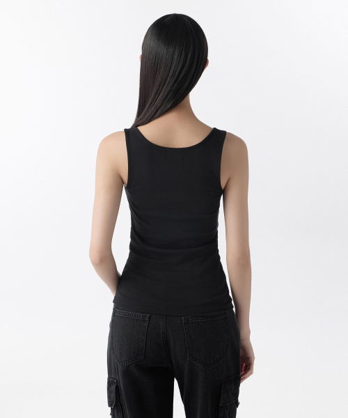 MUSINSA STANDARD WOMAN（ムシンサスタンダードウーマン）の「ウィメンズソフトジャージヘンリータンクトップ[ブラック]（Tシャツ/カットソー・レディース・その他・SMALL/MEDIUM/LARGE/X-SMALL）」の3枚目の写真