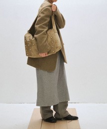 LYEON（リヨン）の「ヴィンテージ風スタッズショルダーバッグ（ショルダーバッグ）」