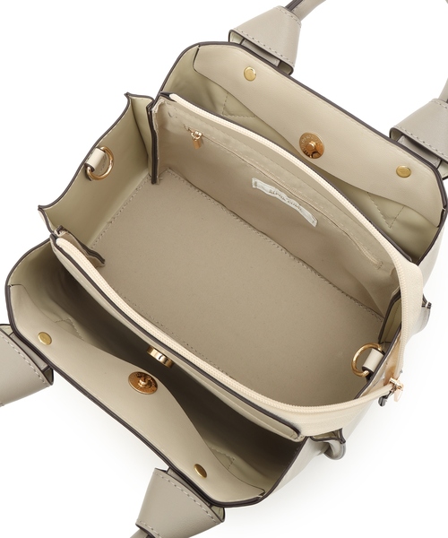 A/C DESIGN BY ALPHA CUBIC(エーシーデザインバイアルファキュービック)の「2WAYショルダーバッグ【ショルダーストラップ取り外し可能・パスケース付】(トートバッグ・レディース・ブラック/ベージュ・フリー)」の12枚目の写真