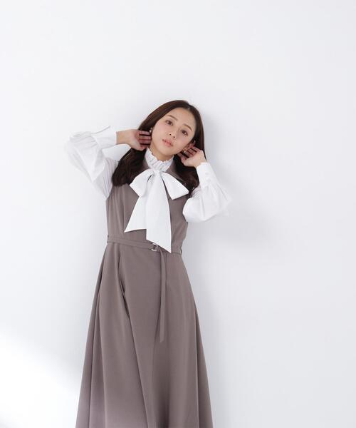 NATURAL BEAUTY BASIC（ナチュラルビューティーベーシック）の「◇テーラーベルテッドジャンスカ（ジャンパースカート・レディース・ネイビー/ブラウン・SMALL/MEDIUM/P/S）」の6枚目の写真