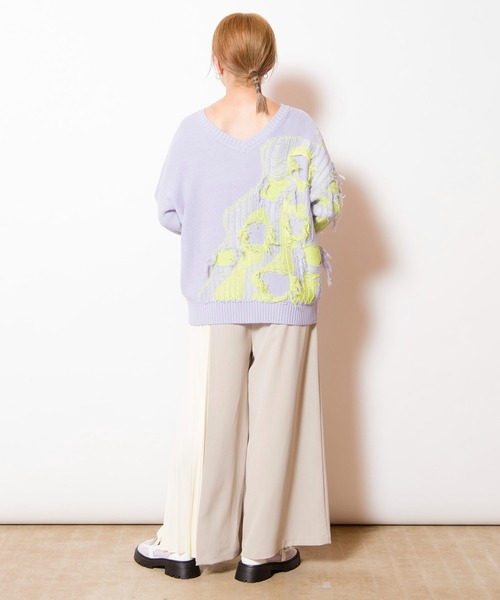 OSMOSIS(オズモーシス)の「アシンメトリープリーツパンツ(その他パンツ・レディース・ブラック/グレイッシュベージュ/ライトベージュ・ONE SIZE)」の6枚目の写真