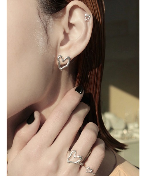 norme(ノーム)の「【SILVER925】ノーム オープン ハート ミニ ピアス / norme open heart mini pierce(ピアス(両耳用)・レディース・シルバー・FREE)」の20枚目の写真