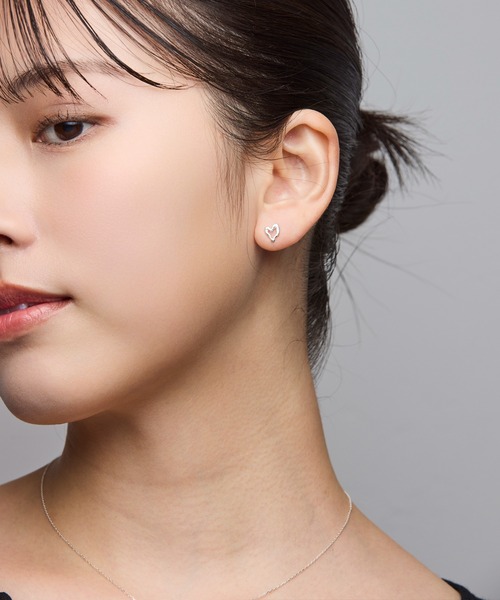 norme(ノーム)の「【SILVER925】ノーム オープン ハート ミニ ピアス / norme open heart mini pierce(ピアス(両耳用)・レディース・シルバー・FREE)」の9枚目の写真
