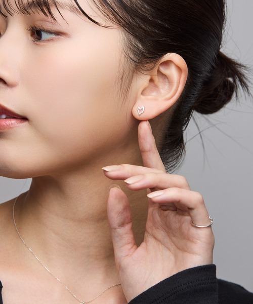 norme(ノーム)の「【SILVER925】ノーム オープン ハート ミニ ピアス / norme open heart mini pierce(ピアス(両耳用)・レディース・シルバー・FREE)」の10枚目の写真