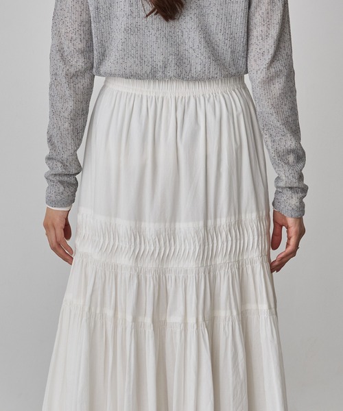 hunch(ハンチ)の「タックギャザースカート(スカート・レディース・オフホワイト/ブラック・FREE)」の13枚目の写真