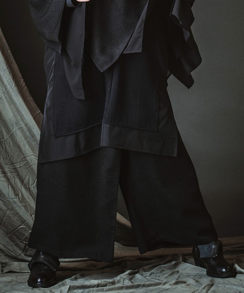 NO ID.(ノーアイディ)の「【NO ID.】Wide Wrap Trousers / ワイド ラップ トラウザーズ(その他パンツ・メンズ・ブラック/その他23・1/2)」の2枚目の写真