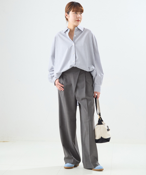 journal standard L'essage（ジャーナルスタンダードレサージュ）の「LANAフロントラップパンツ（スラックス・レディース・ブラウン/グレー・36/38）」の3枚目の写真