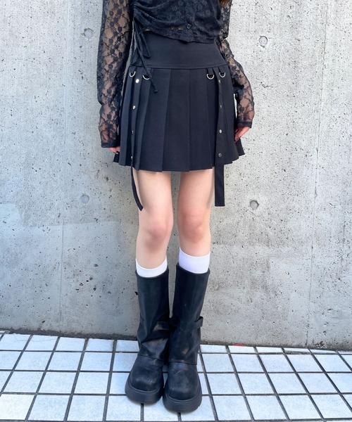 3.3 Field Trip （3.3フィールドトリップ）の「3.3 Field Trip／Dカンストラッププリーツスカート(インパン付き)（スカート・レディース・グレー/ブラック・FREE）」の2枚目の写真