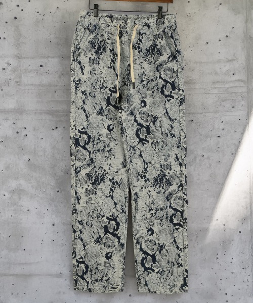 LUXSTYLE(ラグスタイル)の「ダメージ加工総柄ジャガードスリムイージーパンツ(スラックス・メンズ・ネイビー・L/M)」の12枚目の写真