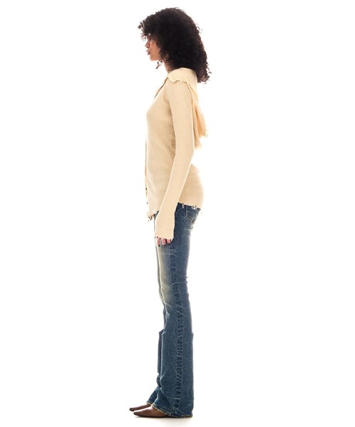 BEEDEN(ビーデン)の「FRONT BUTTON HOODED KNIT TOPS(Tシャツ/カットソー・レディース・ブラウン/アイボリー・FREE)」の5枚目の写真