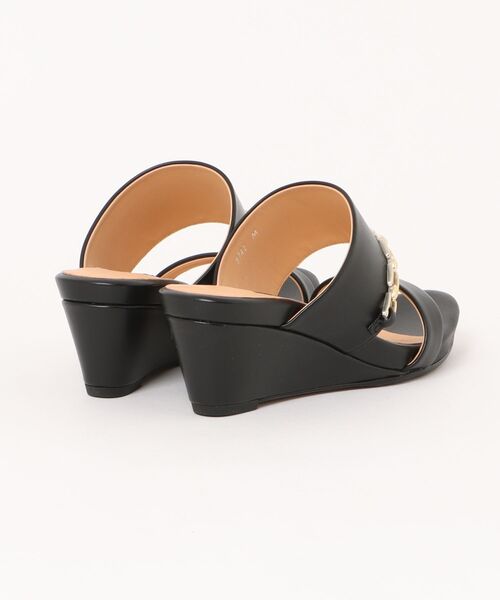 LANVIN collection(ランバン コレクション)の「チェーンモチーフウェッジミュールサンダル(サンダル・レディース・ホワイト/ブラック系その他/ブラック・M(23.5cm)/L(24.5cm)/S(22.5cm))」の4枚目の写真