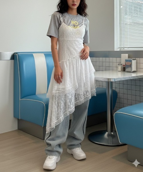 NANEA（ナネア）の「アシンメトリーフリルヘムキャミワンピース（ワンピース・レディース・ブラック/ホワイト・フリー）」の7枚目の写真