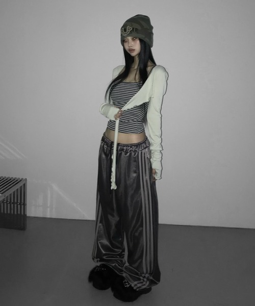 THEAIRTOWN(ジエアタウン)の「cloud satin track pt(その他パンツ・レディース・ダークグレー/ブラック/ネイビー・FREE)」の5枚目の写真