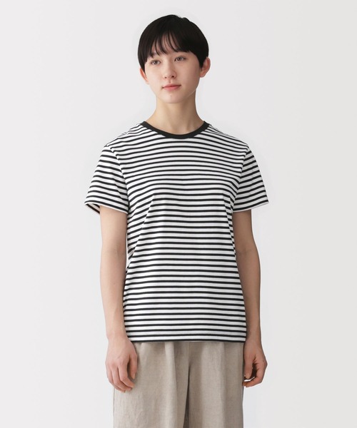 無印良品(ムジルシリョウヒン)の「婦人 天竺編みクルーネック半袖Tシャツ(Tシャツ/カットソー・レディース・ブラック/ライトオレンジ系/グレー/ブルー系/ブラック系/オレンジ系/ブラック系1/ホワイト・S/M/L/XL)」の3枚目の写真