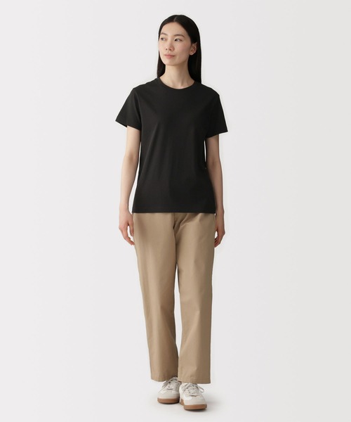 無印良品(ムジルシリョウヒン)の「婦人 天竺編みクルーネック半袖Tシャツ(Tシャツ/カットソー・レディース・ブラック/ライトオレンジ系/グレー/ブルー系/ブラック系/オレンジ系/ブラック系1/ホワイト・S/M/L/XL)」の16枚目の写真