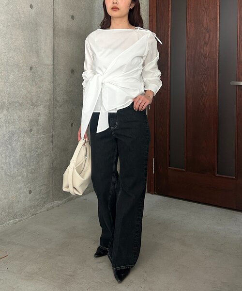 CAPRICIEUX LE'MAGE（カプリシューレマージュ）の「アシメリボンブラウス（シャツ/ブラウス・レディース・ホワイト/ブルー・FREE）」の4枚目の写真