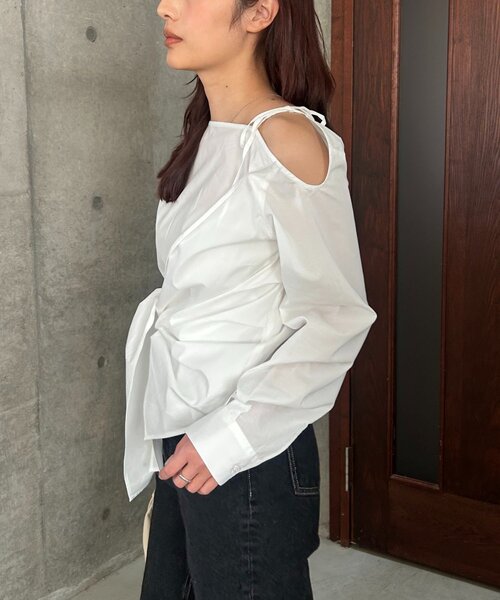 CAPRICIEUX LE'MAGE（カプリシューレマージュ）の「アシメリボンブラウス（シャツ/ブラウス・レディース・ホワイト/ブルー・FREE）」の5枚目の写真