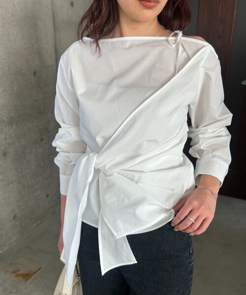 CAPRICIEUX LE'MAGE（カプリシューレマージュ）の「アシメリボンブラウス（シャツ/ブラウス・レディース・ホワイト/ブルー・FREE）」の9枚目の写真