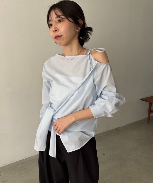 CAPRICIEUX LE'MAGE（カプリシューレマージュ）の「アシメリボンブラウス（シャツ/ブラウス・レディース・ホワイト/ブルー・FREE）」の11枚目の写真