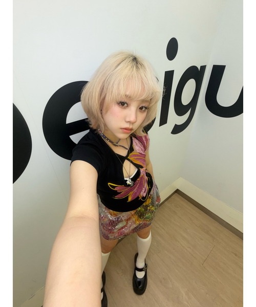 Desigual(デシグアル)の「ビッグフラワープリントスリットリブTシャツ(Tシャツ/カットソー・レディース・ブラック・XL/L/M/S/XS)」の3枚目の写真