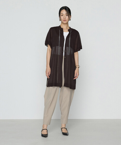 Gabardine K.T(ギャバジンケーティー)の「シャイニーシアーヤーン シアーロングカーデ(カーディガン/ボレロ・レディース・ダークブラウン/ブラック・9号)」の7枚目の写真