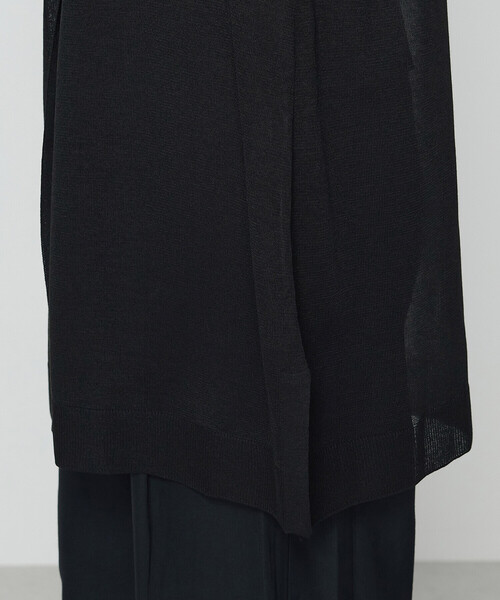 Gabardine K.T(ギャバジンケーティー)の「シャイニーシアーヤーン シアーロングカーデ(カーディガン/ボレロ・レディース・ダークブラウン/ブラック・9号)」の17枚目の写真