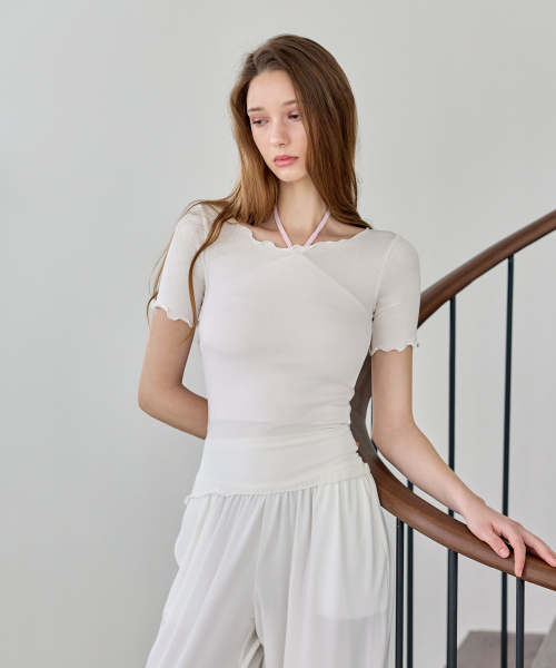 DEVIWEAR（デヴィウェア）の「女性 ヨガウェア DEVI-T0061-ホワイト ピラティス スリム 半袖 ウェーブTシャツ（Tシャツ/カットソー・レディース・その他・FREE/LONG）」の7枚目の写真