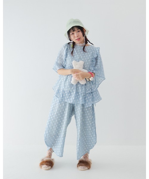 unica(ユニカ)の「alphabetオーガンジーまんまるパンツ laides(その他パンツ・レディース・ブラック/オフホワイト/サックスブルー・F)」の5枚目の写真