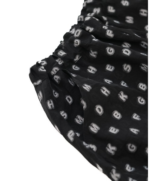unica(ユニカ)の「alphabetオーガンジーまんまるパンツ laides(その他パンツ・レディース・ブラック/オフホワイト/サックスブルー・F)」の17枚目の写真