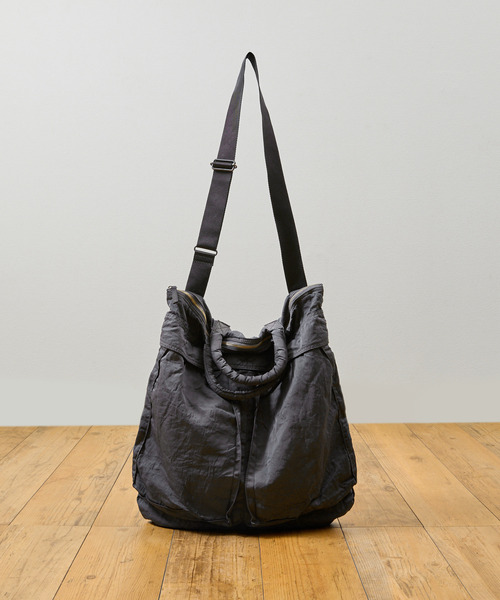 SLOW(スロウ)の「SLOW スロウ / dyed nylon-helmet shoulder bag- 製品染ナイロンショルダーバッグ 染色ナイロンヘルメットバッグ / 866S11S(ショルダーバッグ・メンズ・グレー/ブラック・FREE)」の13枚目の写真