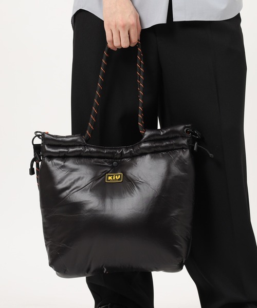 KiU(キウ)の「KiU ナイロンサテン2WAYトートBAG(トートバッグ・メンズ・ライトブルー/Black/シルバー・FREE)」の16枚目の写真