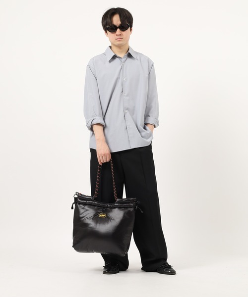KiU(キウ)の「KiU ナイロンサテン2WAYトートBAG(トートバッグ・メンズ・ライトブルー/Black/シルバー・FREE)」の17枚目の写真