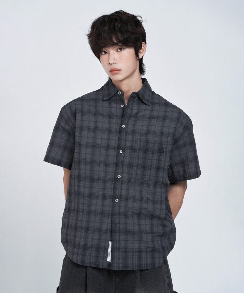 LEMAIN SECOND（リメインセカンド）の「チェックオーバーサイズ半袖シャツ[チャコール]（Tシャツ/カットソー・レディース・その他・MEDIUM/LARGE）」の17枚目の写真
