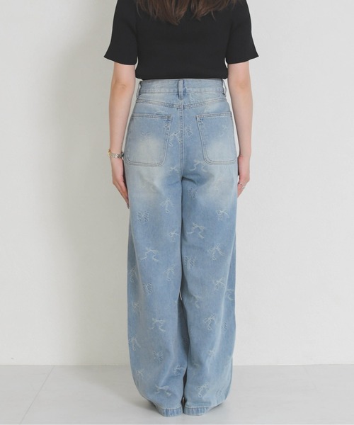 MISCH MASCH（ミッシュマッシュ）の「2026春夏新作 一部店舗限定 リボンモチーフデニムワイドパンツ（その他パンツ・レディース・ブルー/ホワイト・S/M）」の20枚目の写真