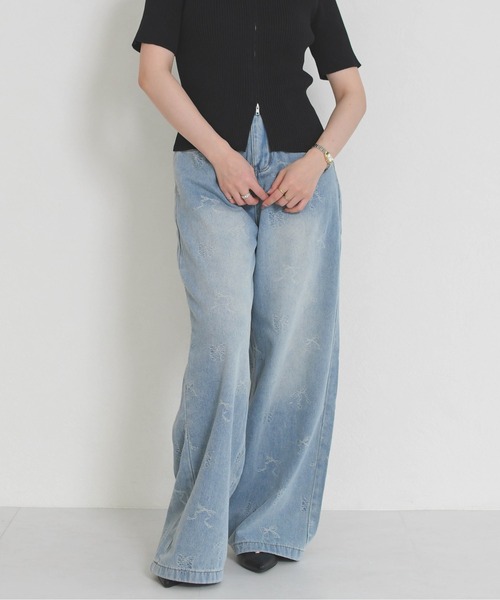 MISCH MASCH（ミッシュマッシュ）の「2026春夏新作 一部店舗限定 リボンモチーフデニムワイドパンツ（その他パンツ・レディース・ブルー/ホワイト・S/M）」の4枚目の写真