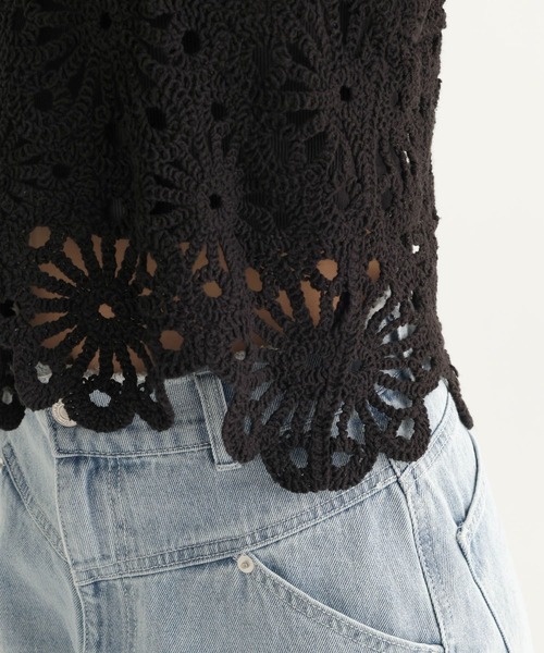 studio CLIP（スタディオクリップ）の「【daily CLIP】フラワーモチーフクロシェノースリーブ（タンクトップ・レディース・ホワイト/ブラック・FREE）」の9枚目の写真