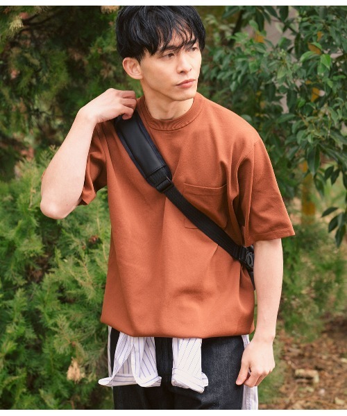 Park Slope NEWYORKER（パークスロープニューヨーカー）の「【ウォッシャブル・軽量・ストレッチ】エフォートレス クルーネックニットTシャツ（ニット/セーター・メンズ・ブラック/ブラウン・LL/L/M/S）」の2枚目の写真