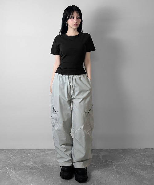 FOLLOWIN(フォロウィン)の「【3color 】シャカシャカジップ付きカーゴパンツ(カーゴパンツ・レディース・ブラック/ライトグレー/ホワイト・FREE)」の19枚目の写真