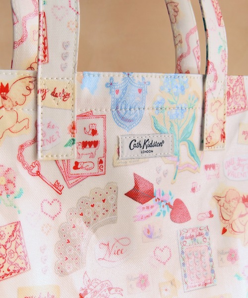 Cath Kidston(キャスキッドソン)の「ラージ ブックバッグ Love Notes(トートバッグ・レディース・クリーム・FREE)」の5枚目の写真